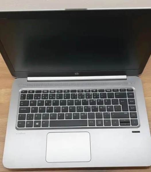 Elitebook 1040 G3 i5 8 Go 256SSD 14" FHD